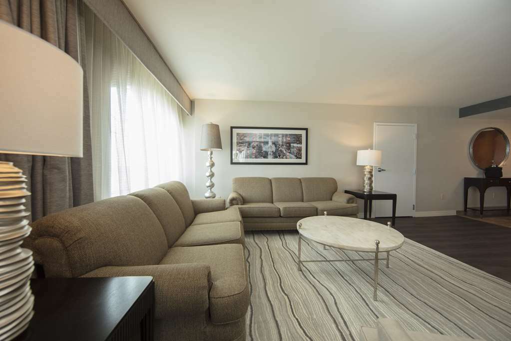 Courtyard By Marriott Athens Downtown Hotel Værelse billede